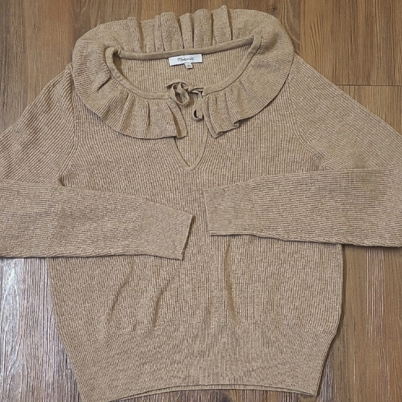 Madewell Sweaters - madewell Ruffled Collar‎ Tan Sweater used good condition.